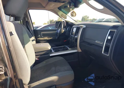 2016 Ram 1500 Big Horn из США, поврежденный, VIN 1C6RR7LT7GS133078